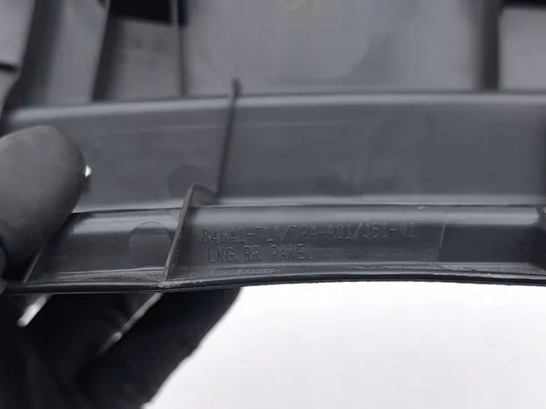 Cache de serrure hayon Honda CR-V 2021 OEM 84641TLA image 7