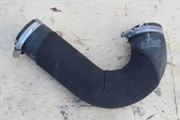 Gebruikte Intercooler Turbo Slang OEM 4G0145709M Audi image 2