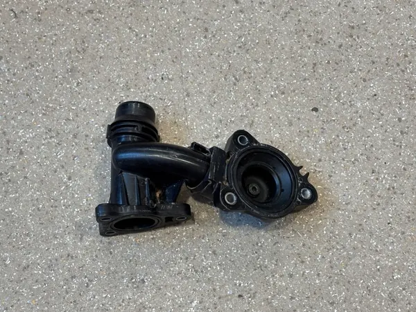 Carcasa termostato OEM 4127170 para BMW X2 F39 image 10
