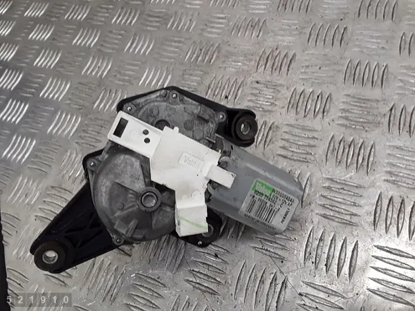 Dacia Duster vindrutemotor OEM 8200734582 - Begagnad image 2