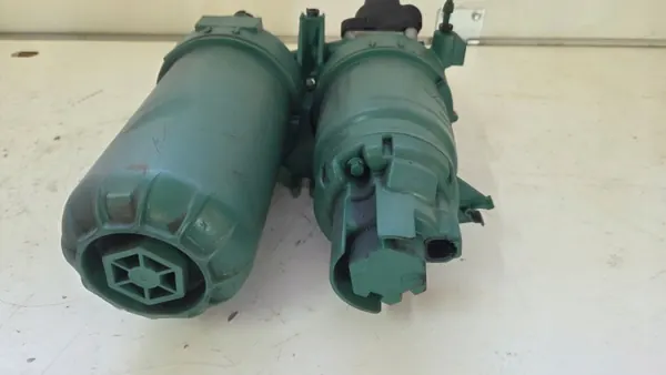 Brandstofffilterbasis OEM 24137484 voor Volvo FH4 FM D13K image 4