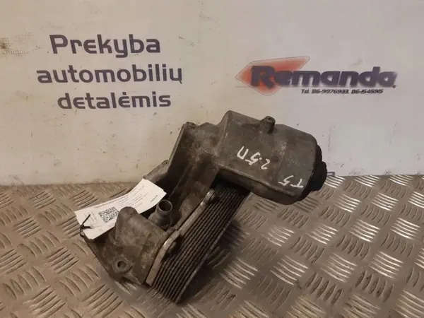 Ölfilterhalterung OEM 070115389D für VW Transporter image 2