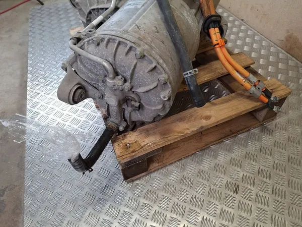 Moteur Électrique Arrière RWD Tesla Model S 1025276-00-Q image 5