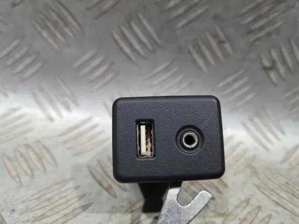 USB-port OEM 22875063 för Opel Insignia A & Astra K image 2
