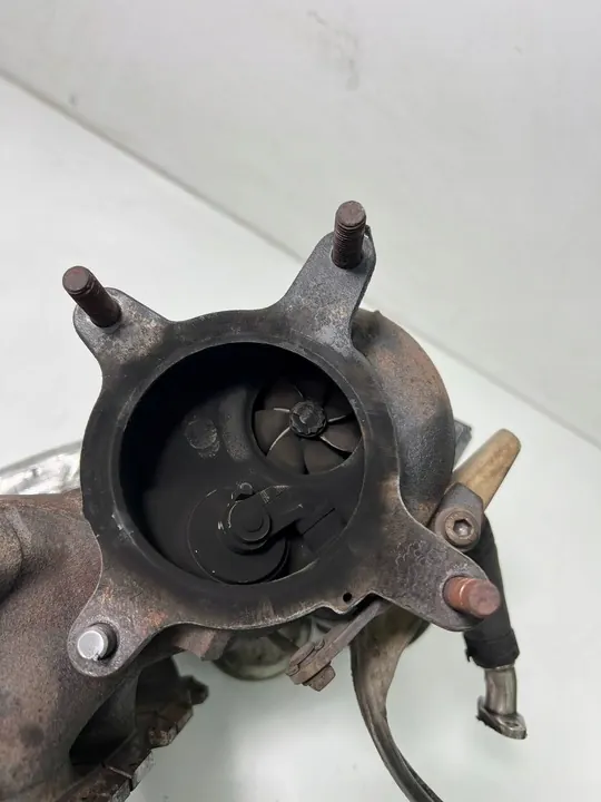 Imupumppu Audi TT TTS Mk2 2008 06J145702S image 3