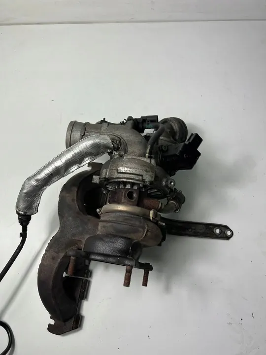 Imupumppu Audi TT TTS Mk2 2008 06J145702S image 9