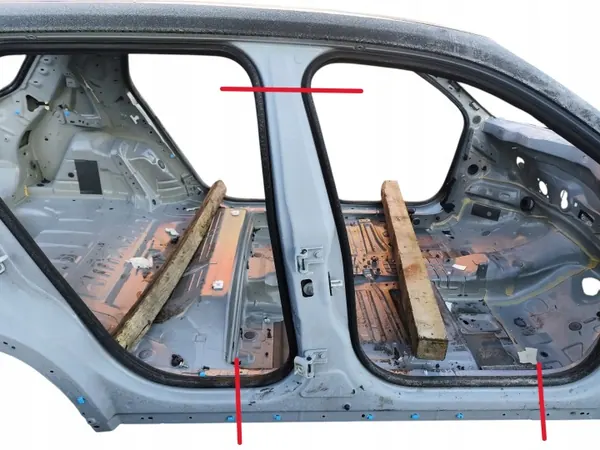 Jeep Avenger oikea B-pilari OEM 380 (2022-) image 2