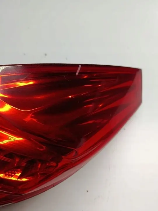Luz trasera izquierda Peugeot 508 OE 9686293780 image 3