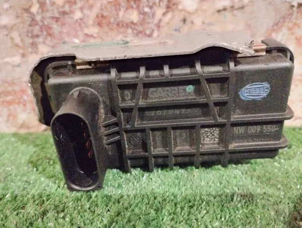 Turboactuator OEM 6NW009550 voor VW Touareg 3.0 TDI image 6