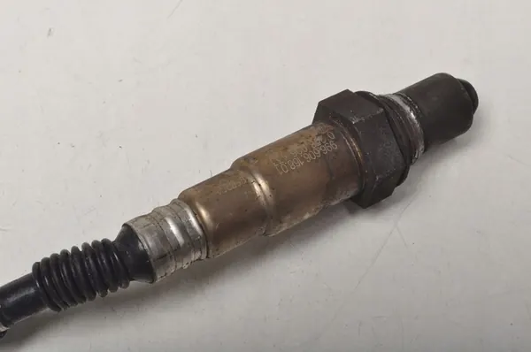 Sensor Lambda Porsche 911 996 3.6 image 3