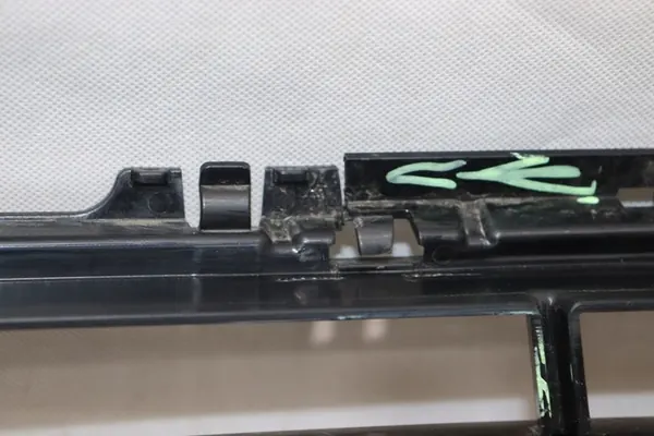Griglia Centrale Anteriore BMW 5 G30 G31 OEM image 5