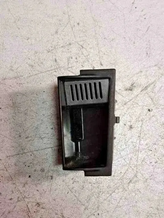 Cenicero BMW OEM 12006 para Serie 7 E65/E66/E67 image 2
