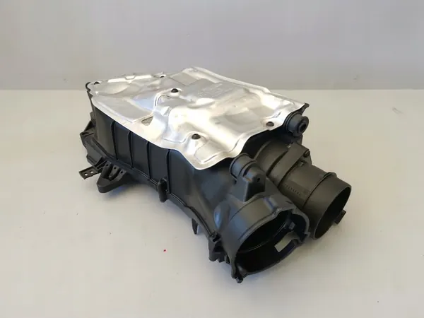 Ilmansuodattimen resonatori Infiniti Q50 image 2