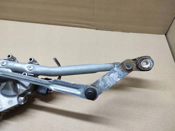 OEM 8200734788 Mécanisme d'essuie-glace avec moteur Renault Master III image 5