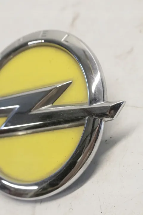 Takaluukun kahva Opel Astra J GTC image 2