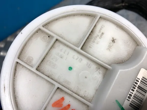 MERCEDES W211 2.2 CDI Brandstofpomp Drijver image 8