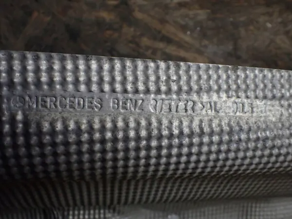 Värmeskydd Mercedes-Benz GL X166 OEM BTU2980 image 6