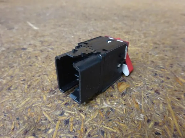 VW GOLF V 03-08 Warnblinkschalter 1K0953509A image 2