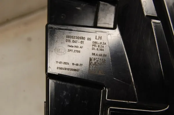 DRL esquerdo Peugeot 308 OEM 9835230980 - Halogéneo image 8