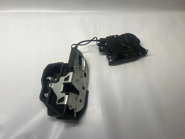 BMW 4153309800 Arrêt de porte arrière gauche d'occasion image 2