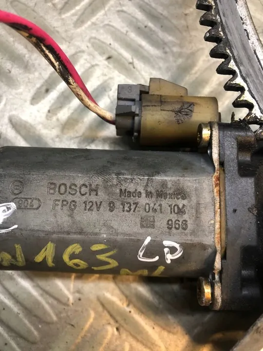 MERCEDES W163 ML Mecanismo Frontal Esquerdo A0015407645 image 2