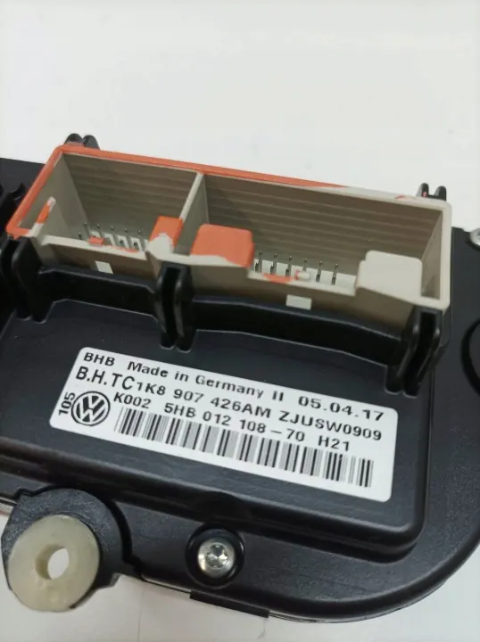 VW Caddy III ventilationspanel 1K8907426AM OEM image 3