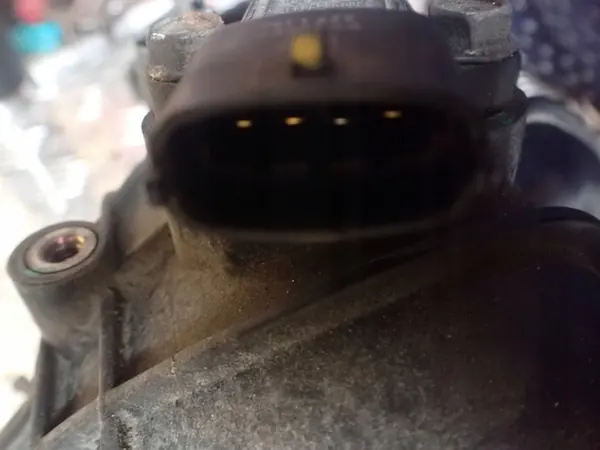 Kaasutin OEM 551732901990 KIA Sportagelle image 6