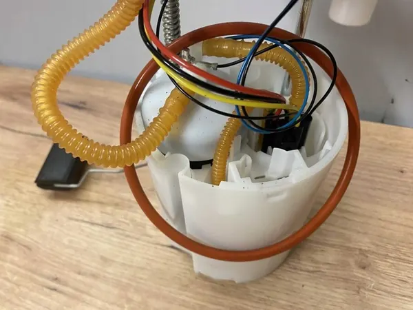 BOMBA DE COMBUSTÍVEL RENAULT AUSTRAL 1.2 E-TECH 17290 5294R image 10