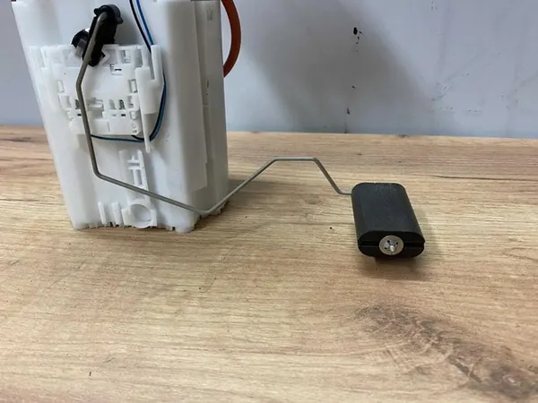 BOMBA DE COMBUSTÍVEL RENAULT AUSTRAL 1.2 E-TECH 17290 5294R image 8