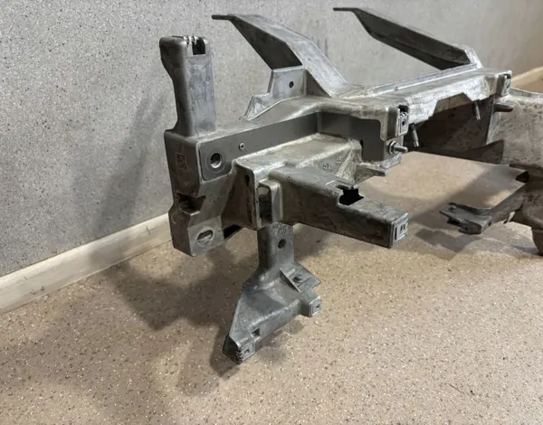 BMW M5 F90 2018 dashboardframe OEM 9297644 image 5