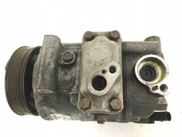 Compressor A/C VW usado OEM 1K0820859F - Skoda OE image 4