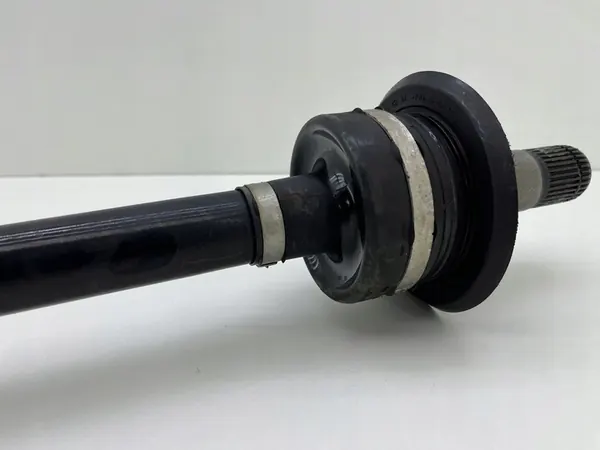 BMW 5 G30 G31 Vänster Bakaxel 8664629 image 2