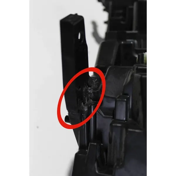 Oikea Etuvalaisin 260103381R Renault Austral image 3