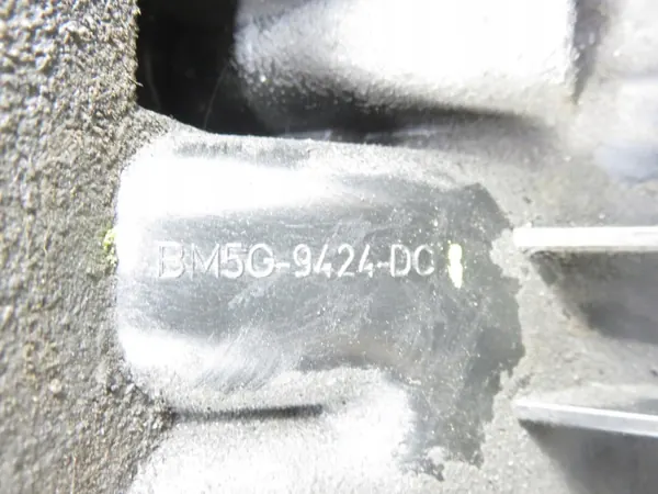 Colector de admisión Ford OEM BM5G9424DC - Usado image 6