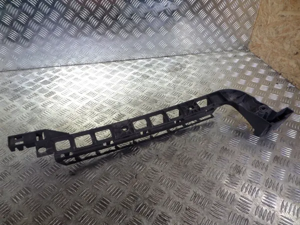 Deslizamento de para-choque direito Skoda Octavia III Kombi image 2