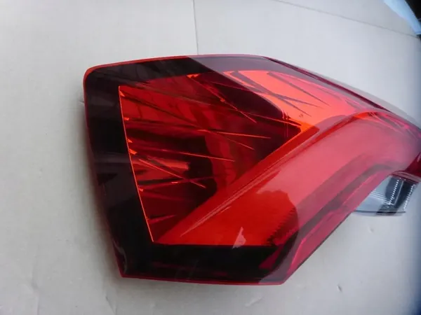 Luz trasera izquierda 658945095 Skoda Kamiq 21-24 image 5