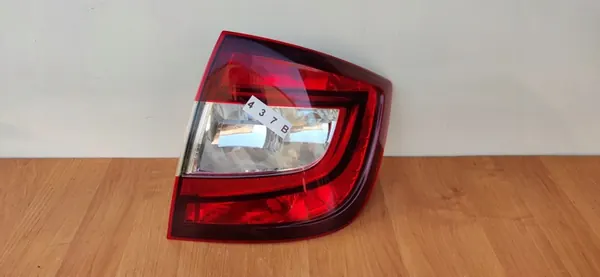 Luz Trasera Derecha Skoda Rapid Liftback LED 5JH945208 image 4