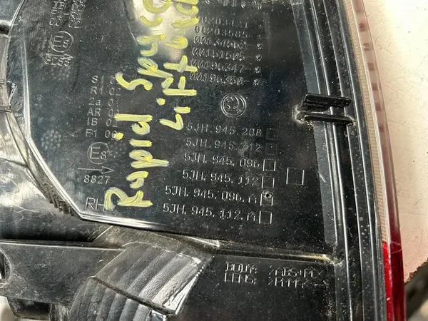 Luz Trasera Derecha Skoda Rapid Liftback LED 5JH945208 image 9