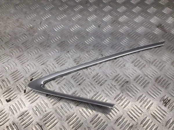 Audi A3 S3 8V Heckfensterleiste OEM 8V5853346B image 2