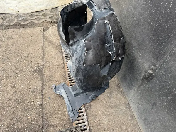 MERCEDES GLA A156 Passaruota Anteriore Destro A1566900230 image 5