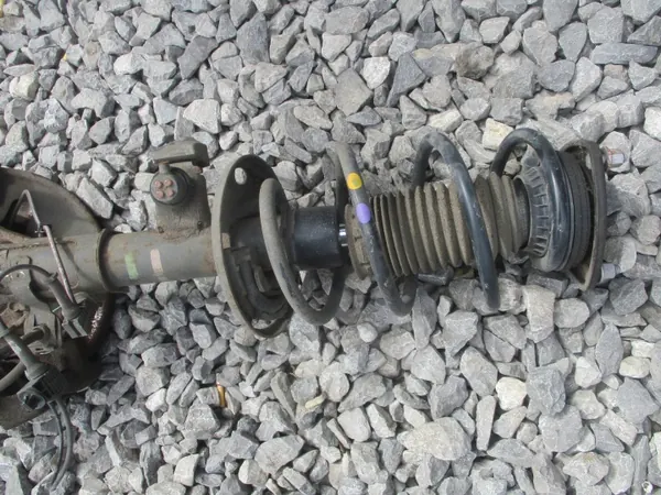 OEM ZWROTNICA AMORTYZATOR LEWY PRZÓD MAZDA 3 BM III 2.2 D image 6