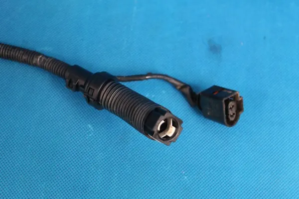 Ligne AdBlue Audi A6 C7 OEM 4G0131984AH - Occasion image 4
