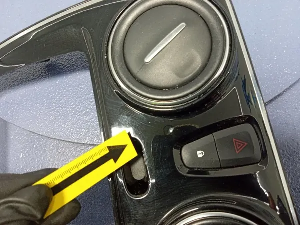 Dacia Lodgy mittluftventilgaller OEM 682607382R image 10