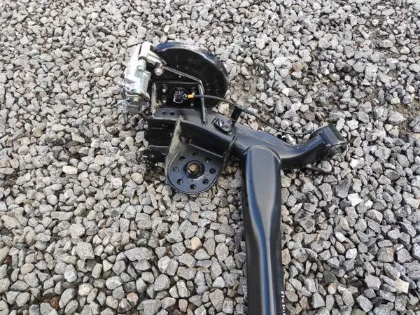 Achteras Compleet Ophanging Kia Stonic OEM image 6