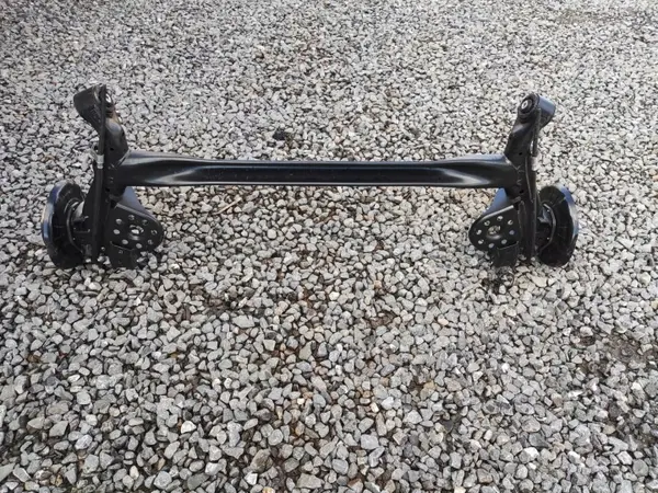 Achteras Compleet Ophanging Kia Stonic OEM image 8