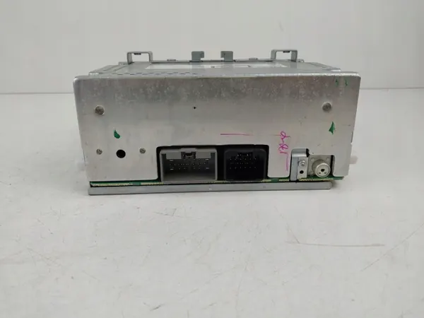 OEM 8A6T-18C815-BM Tehdas-CD-radio Ford Fiesta MK7:lle image 3