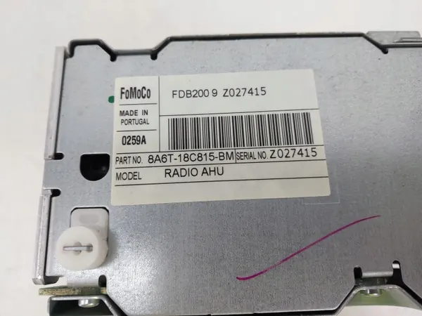 OEM 8A6T-18C815-BM Tehdas-CD-radio Ford Fiesta MK7:lle image 4