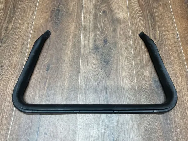 Joint de capot Porsche OE 95B129551A - Occasion image 3