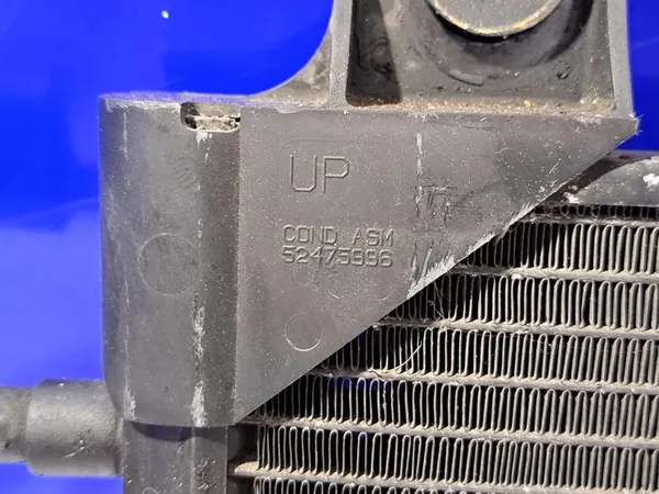 Ilmastointiradiatori Chevrolet Tahoe 5.3L OEM 52475996 image 7