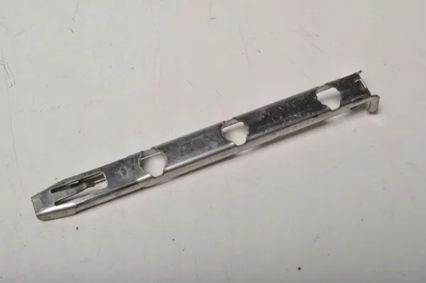 Voorste Koplampbevestiging OEM 281861 - Renault OE image 2